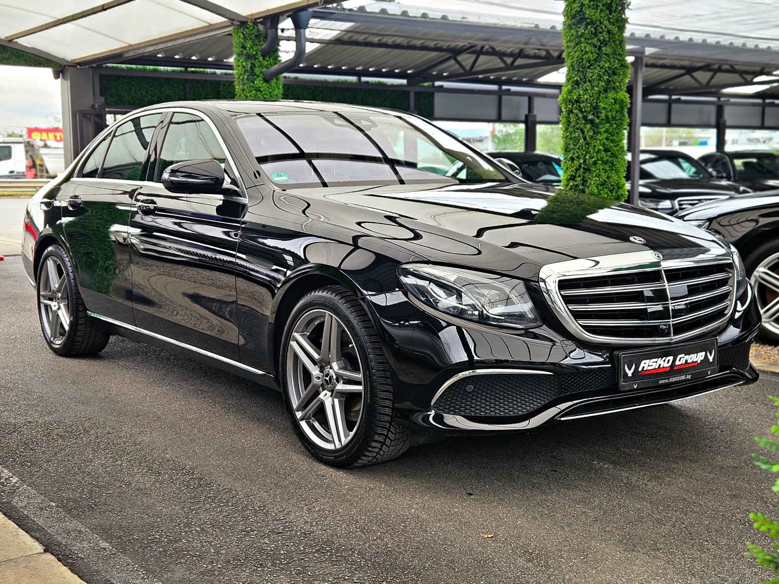 Mercedes-Benz E 350 AMG/�����/DISTR/PANO/360CAM/CAR PLAY/�����/HUD/LIZ | Mobile.bg � ����������� 3