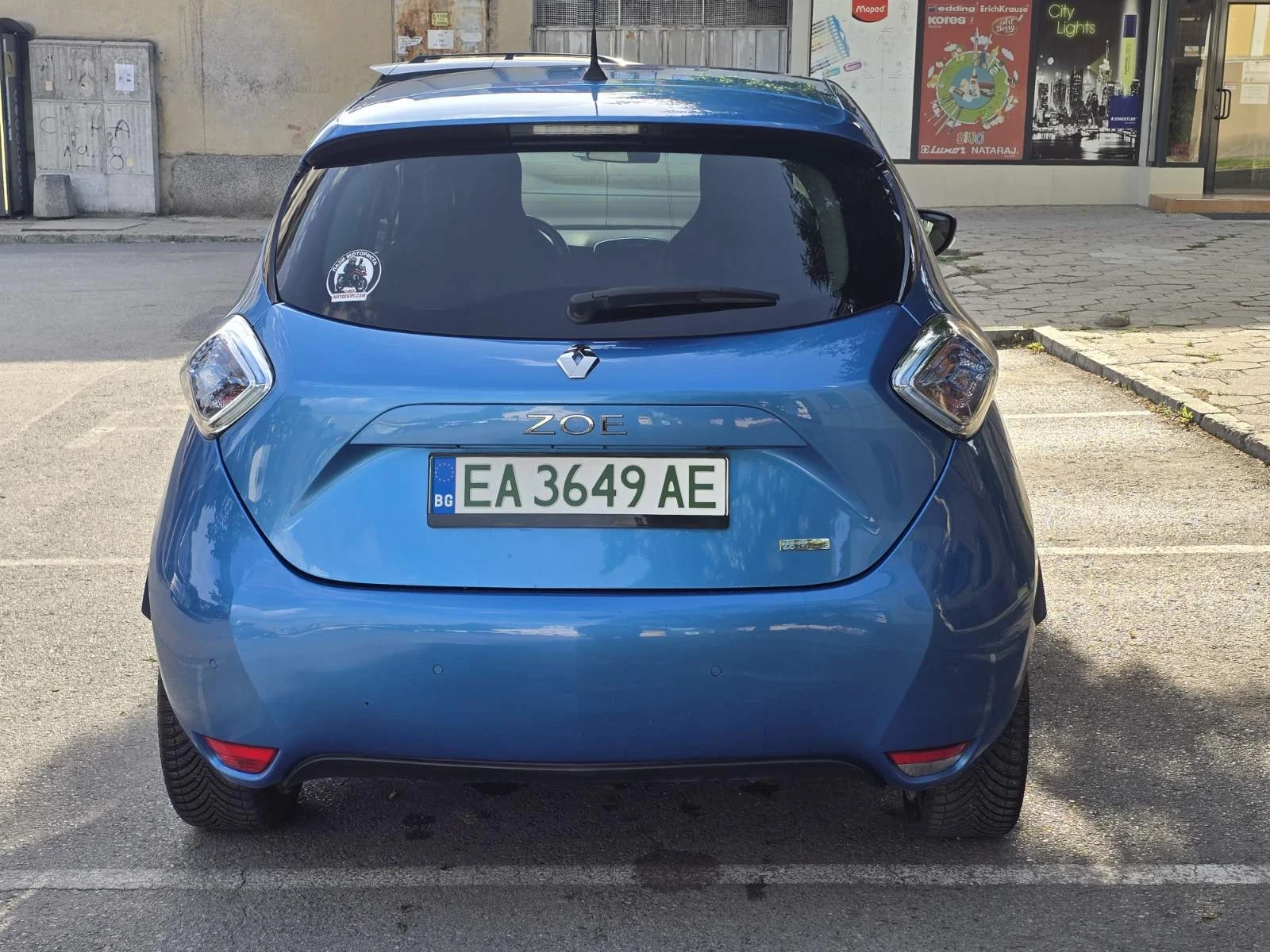 Renault Zoe, снимка 5 - Автомобили и джипове - 54674046