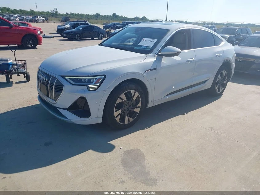 Audi E-Tron Sportback Prestige Quattro, снимка 2 - Автомобили и джипове - 54769475
