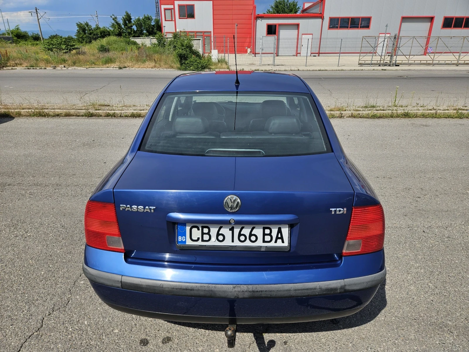 VW Passat 1.9 TDI 110 PS, снимка 5 - Автомобили и джипове - 54876377