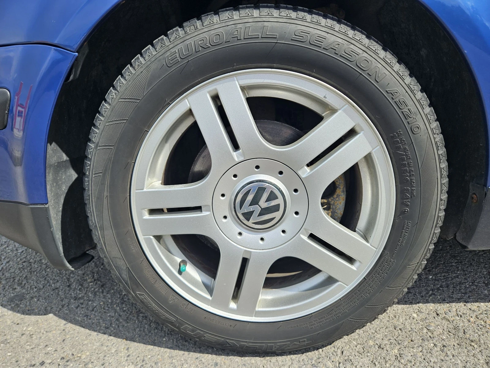VW Passat 1.9 TDI 110 PS, снимка 8 - Автомобили и джипове - 54876377