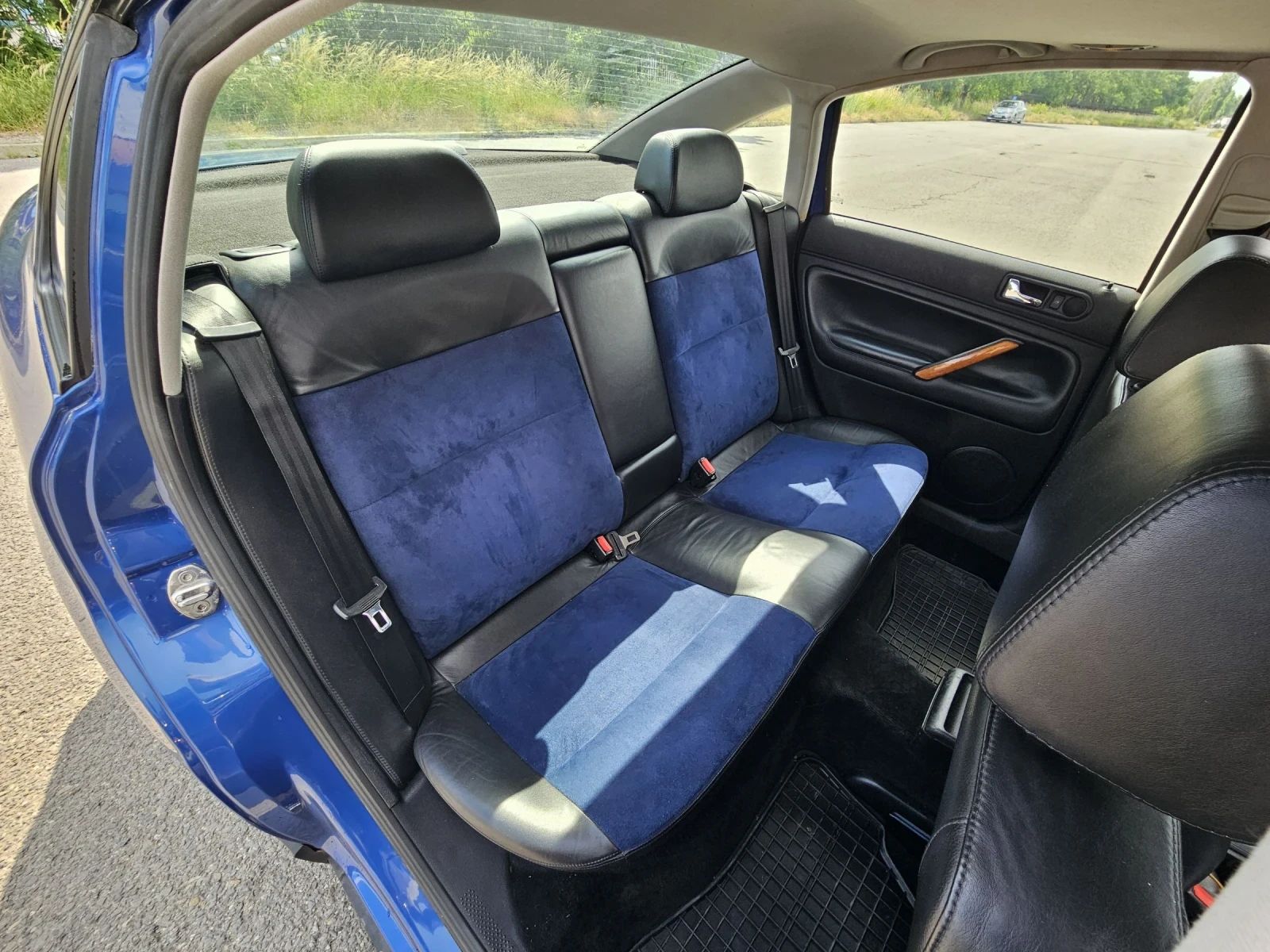 VW Passat 1.9 TDI 110 PS, снимка 12 - Автомобили и джипове - 54876377