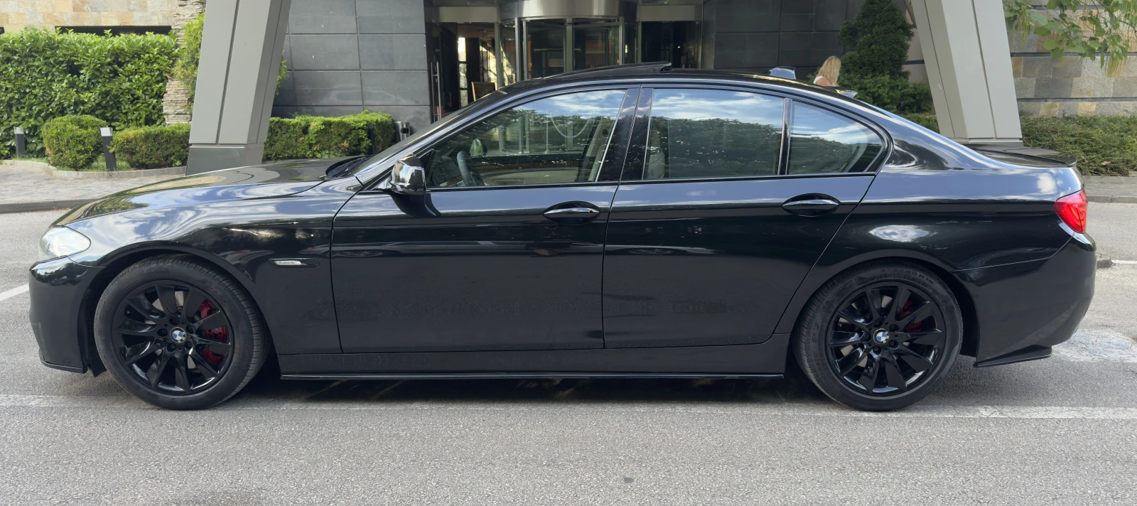 BMW 530 M-performance* 8ZF * TOP * Soft-close * HeadUp , снимка 5 - Автомобили и джипове - 55053933