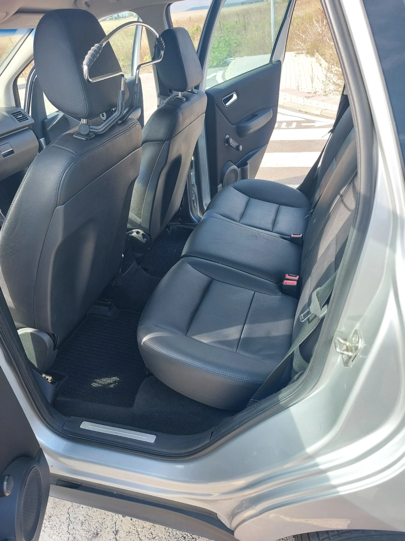 Mercedes-Benz A 180, снимка 12 - Автомобили и джипове - 55999143