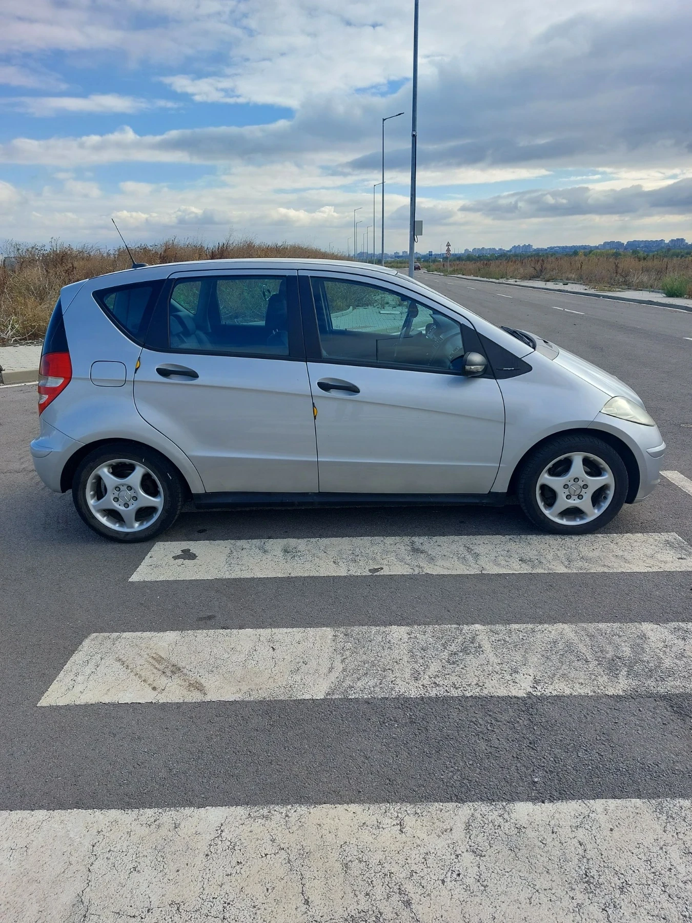Mercedes-Benz A 180, снимка 5 - Автомобили и джипове - 55999143