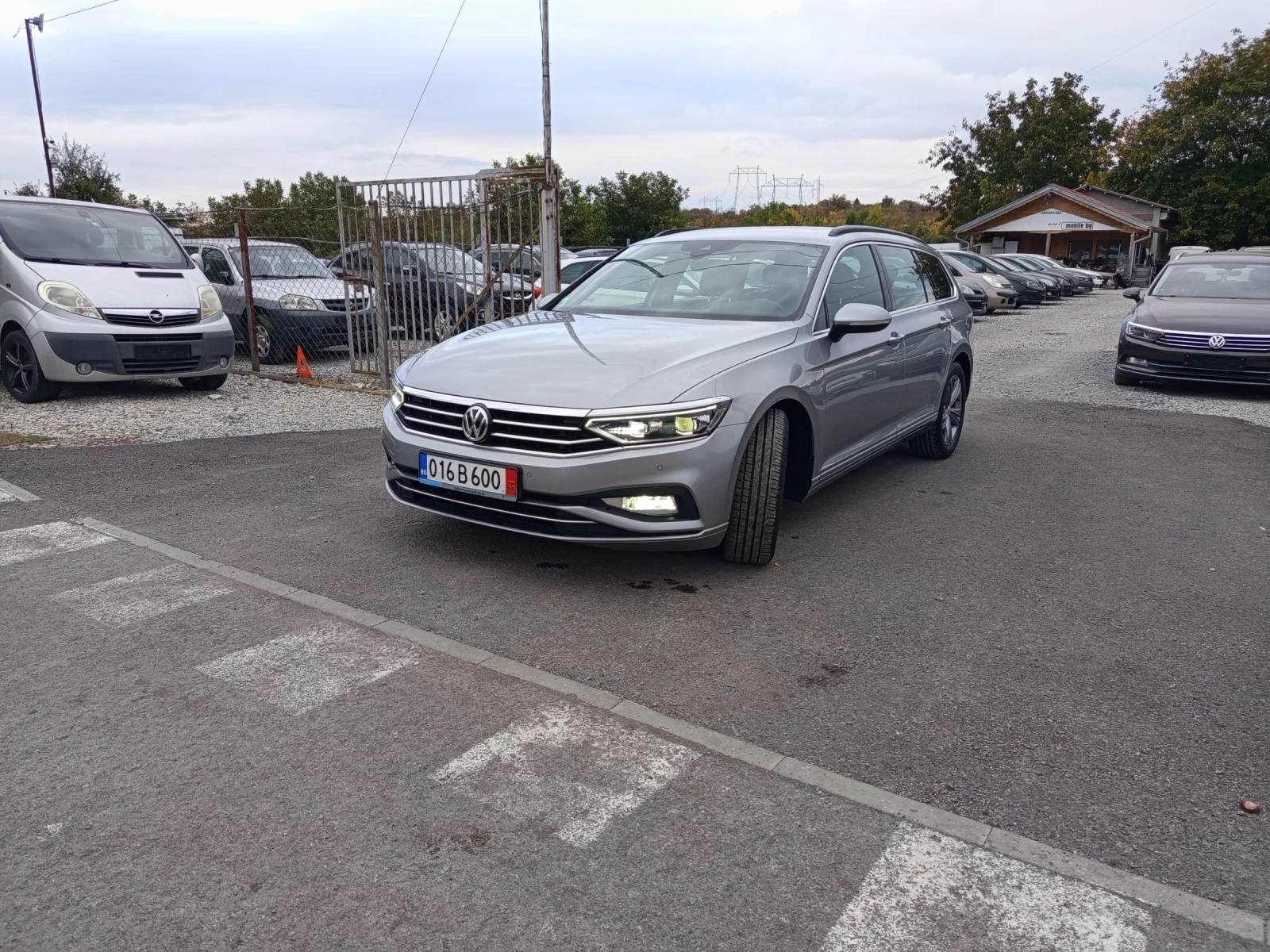 VW Passat 2.0TDI 150кс Дигитално табло!