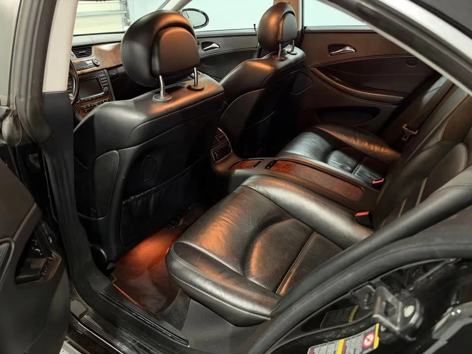 Mercedes-Benz CLS 55 AMG, снимка 8 - Автомобили и джипове - 56687608