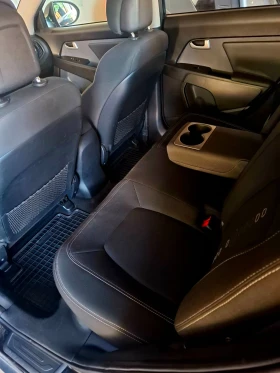 Kia Sportage 2.0 Бензин 4х4, снимка 10