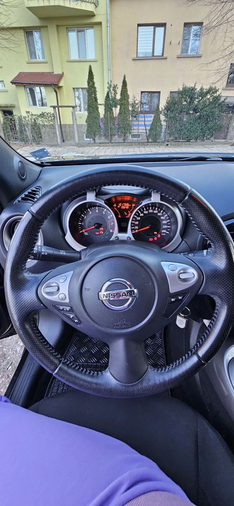 Nissan Juke     , снимка 11 - Автомобили и джипове - 48741305