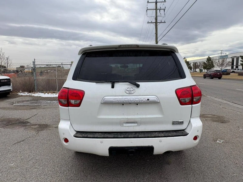 Toyota Sequoia PLATINUM * DVD * ПОДГРЕВ * CAMERA * PANO * AWD, снимка 7 - Автомобили и джипове - 52539142