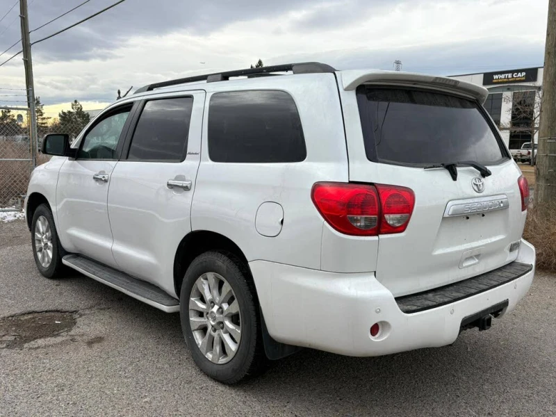 Toyota Sequoia PLATINUM * DVD * ПОДГРЕВ * CAMERA * PANO * AWD, снимка 8 - Автомобили и джипове - 52539142