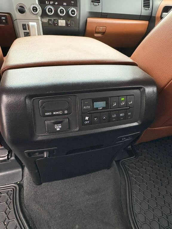 Toyota Sequoia PLATINUM * DVD *  * CAMERA * PANO * AWD | Mobile.bg   15