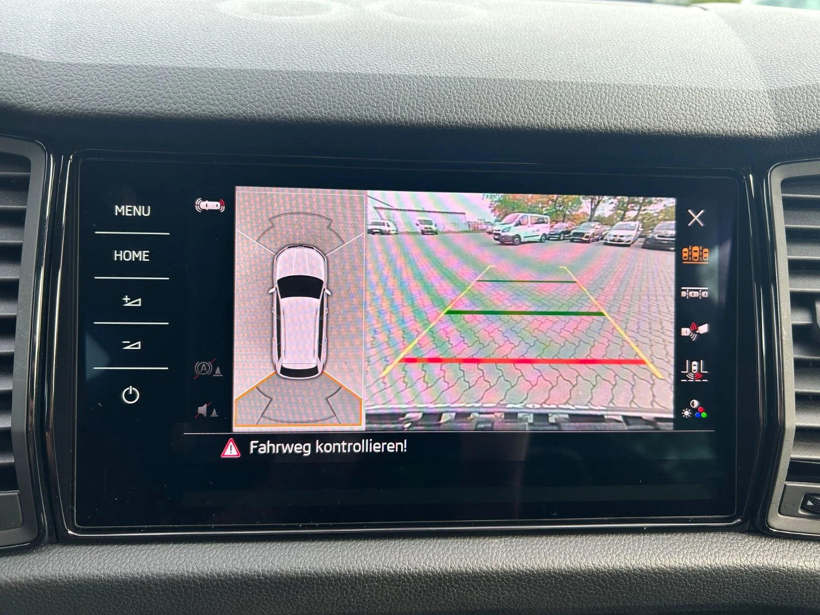 Skoda Kodiaq 2.0 TDI 4x4 DSG ACC KeyGO 360 SzH VirtualC #iCarbg | Mobile.bg   15