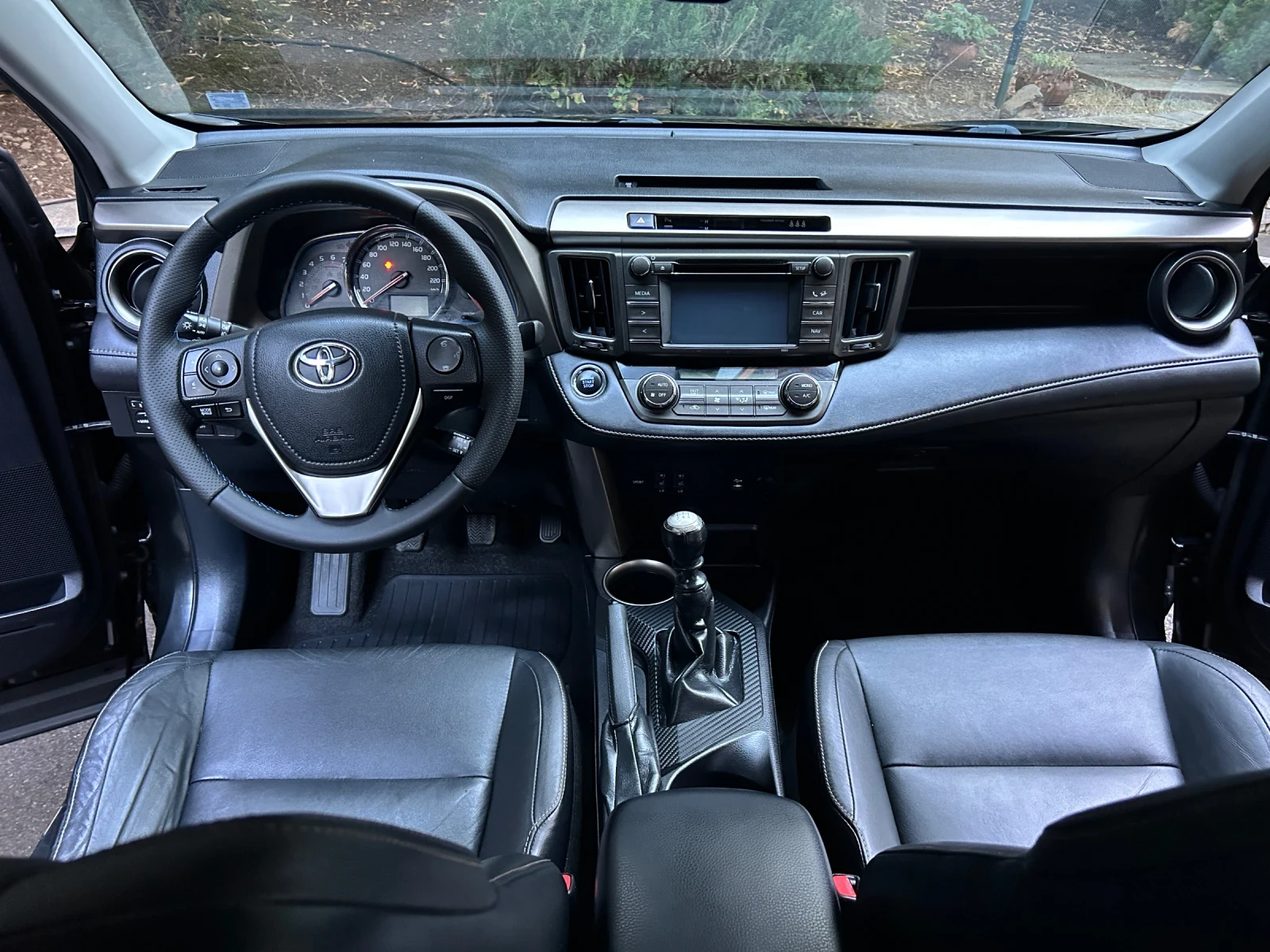 Toyota Rav4 2.0 D-4D  4x4  ПЪЛНА СЕРВ. ИСТОРИЯ !!!   - изображение 6