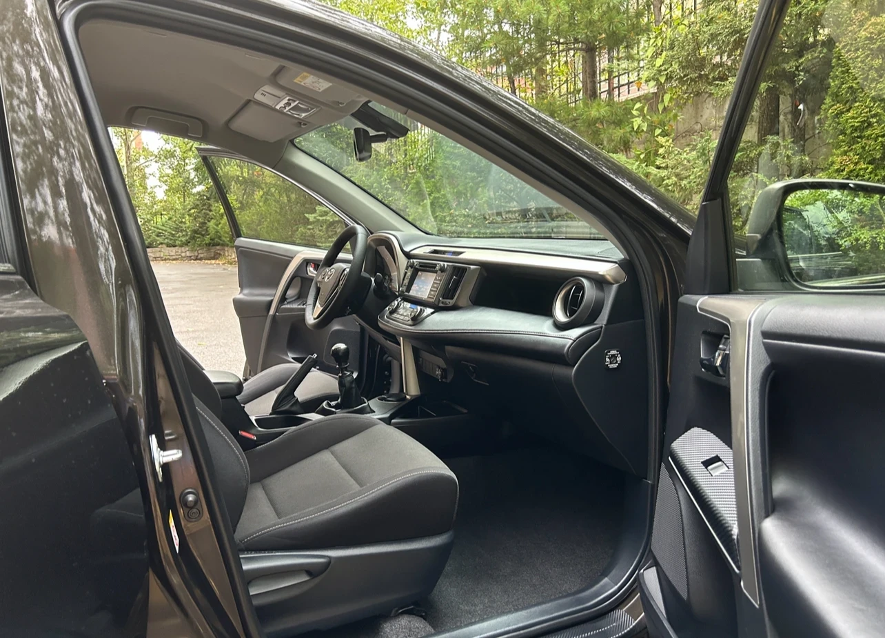 Toyota Rav4 2.0 D-4D, 156 200 km ! ПЪЛНА СЕРВ. ИСТОРИЯ !!!   - изображение 5