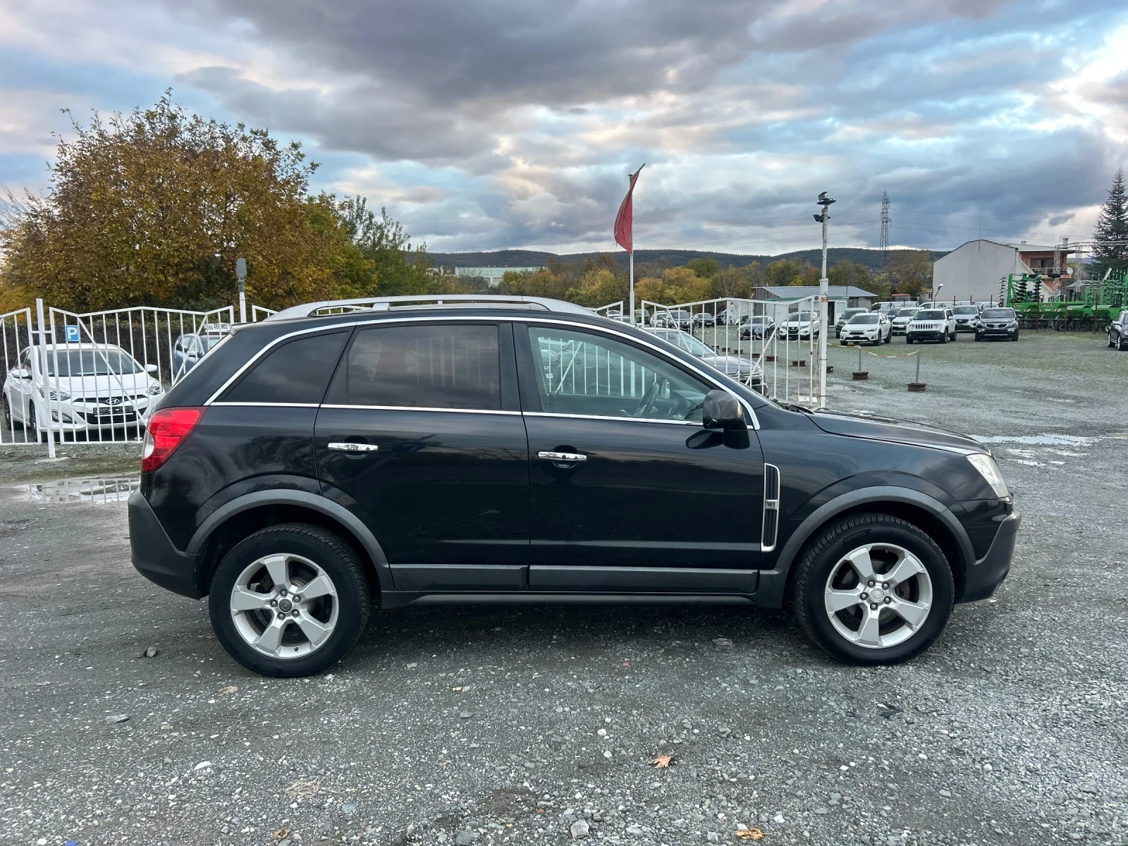 Opel Antara COSMO / CDTI / АВТОМАТИК / 4Х4 / НАВИ / КОЖА - изображение 4