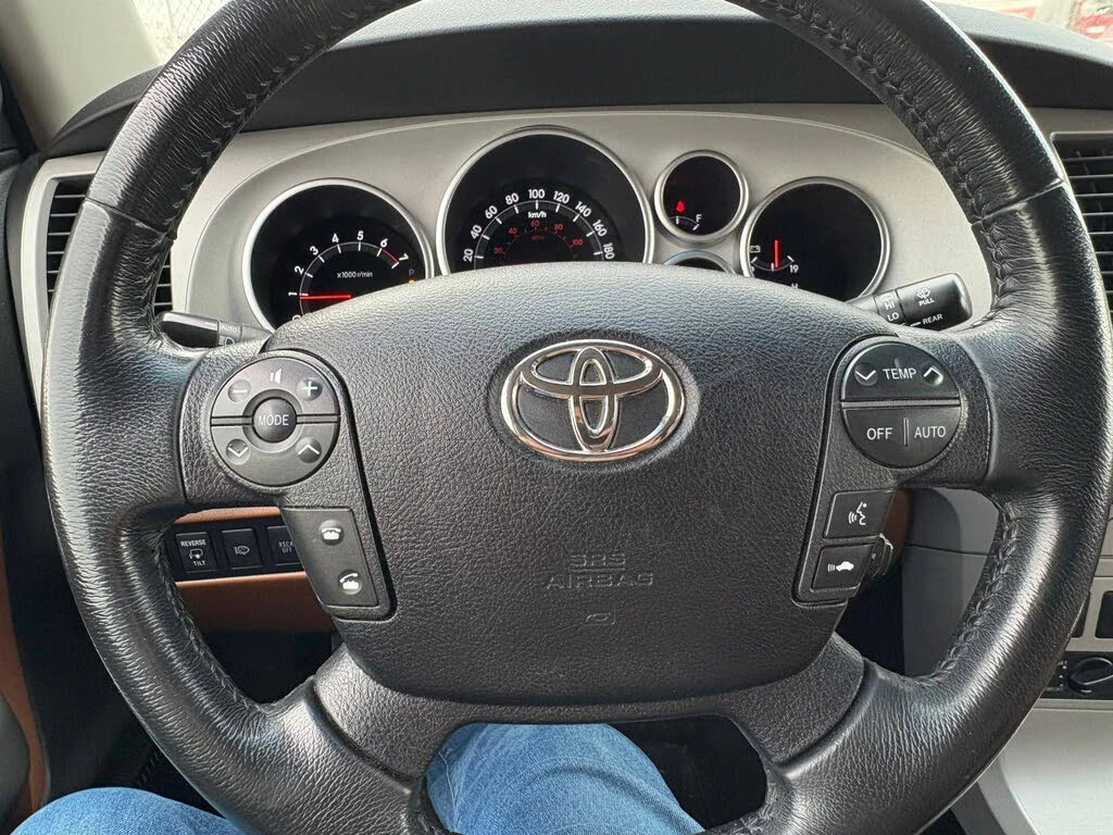 Toyota Sequoia PLATINUM * DVD *  * CAMERA * PANO * AWD | Mobile.bg   11