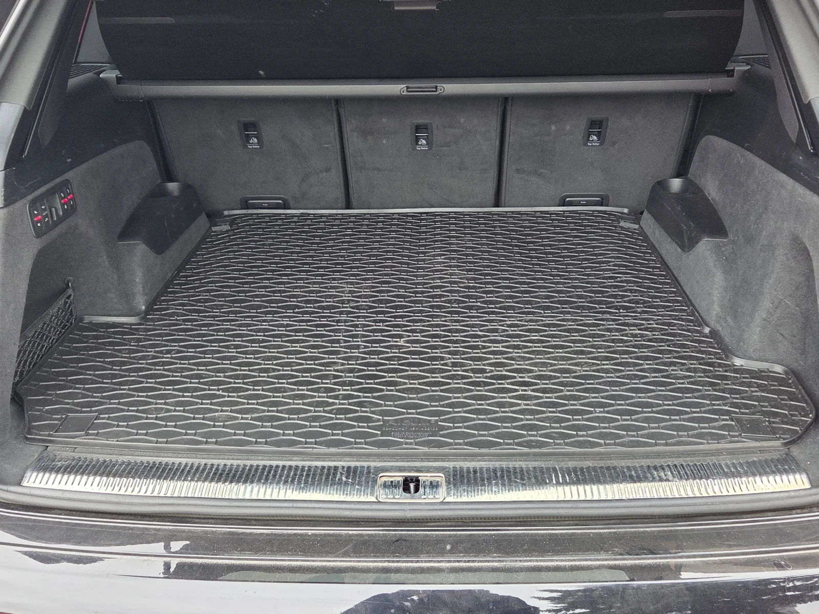 Audi Q7, снимка 7 - Автомобили и джипове - 54039712