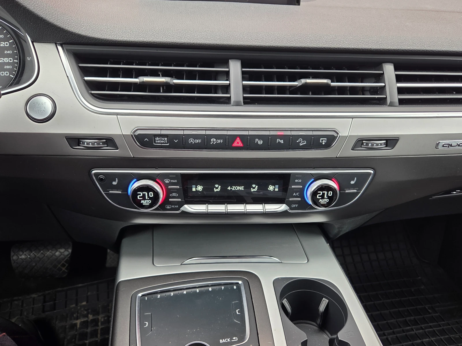 Audi Q7, снимка 4 - Автомобили и джипове - 54039712