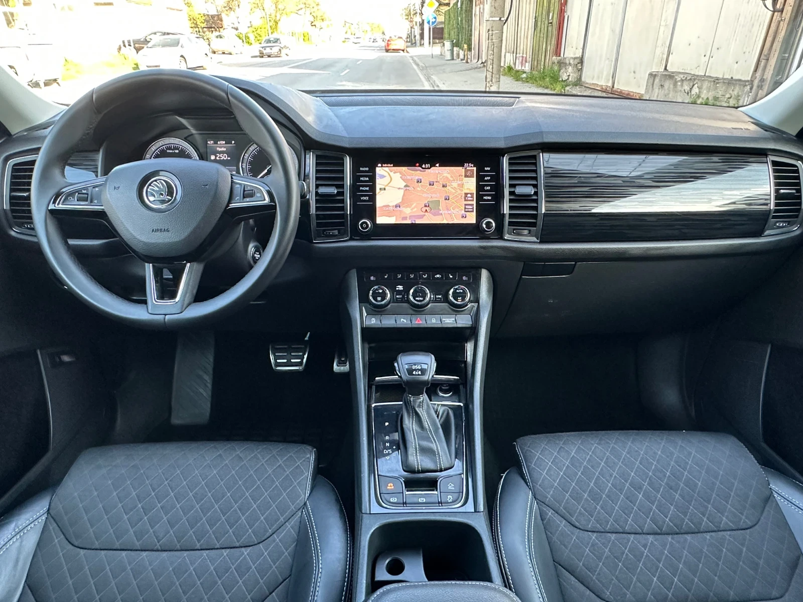 Skoda Kodiaq 190кс.-TDI-DSG-4x4, снимка 12 - Автомобили и джипове - 54229936