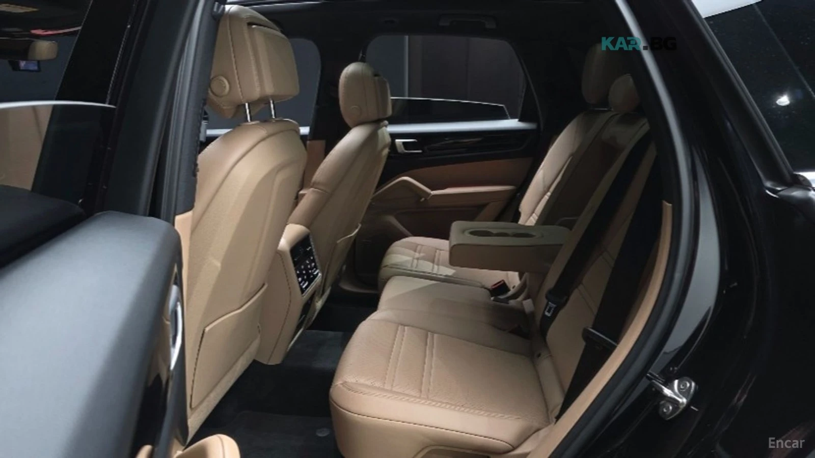 Porsche Cayenne * 3.0* AWD* КОЖА* ПОДГРЕВ* ПАНОРАМА* 360* , снимка 16 - Автомобили и джипове - 55278979