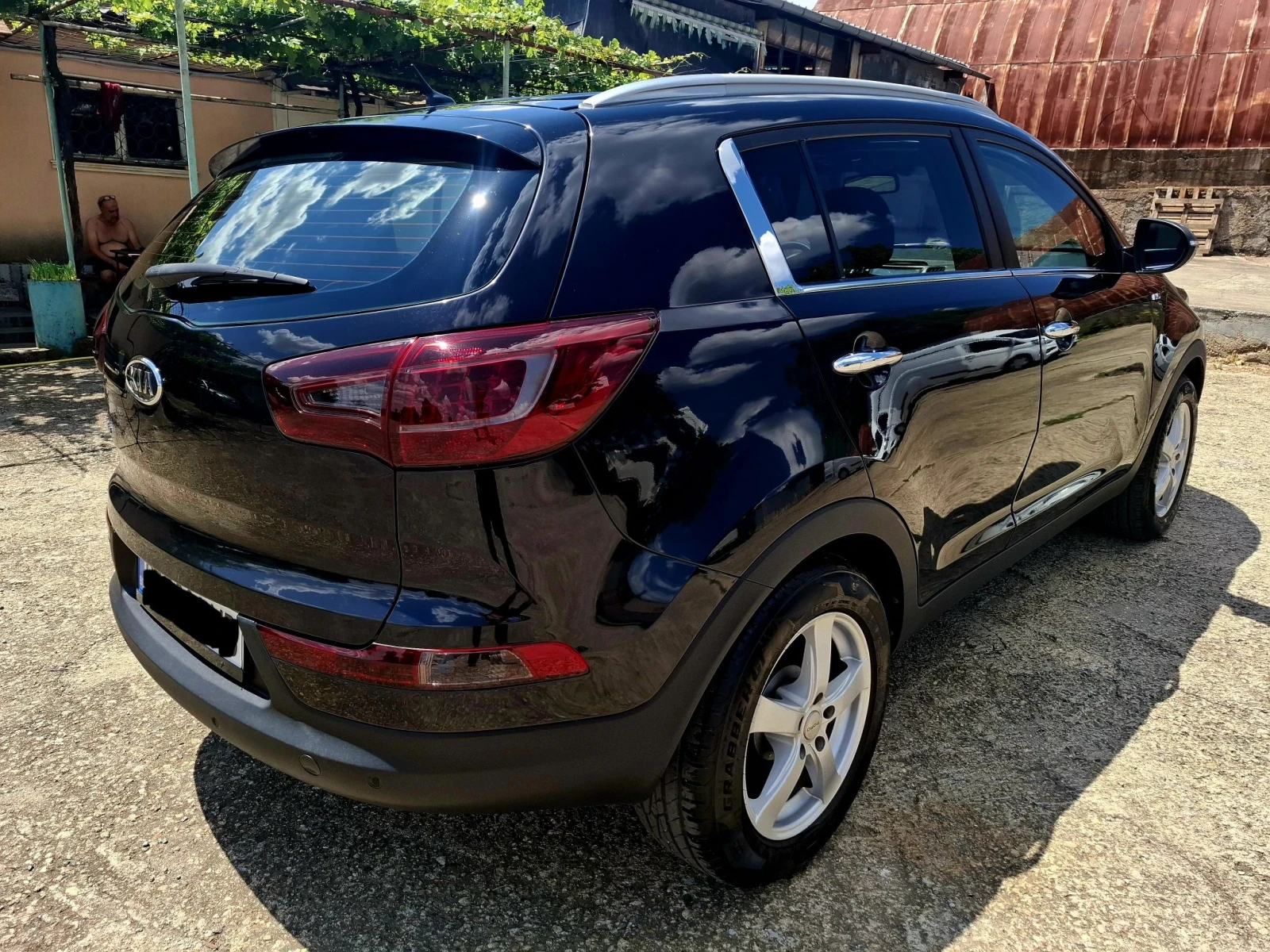 Kia Sportage 2.0 ������ 4�4 | Mobile.bg � ����������� 4