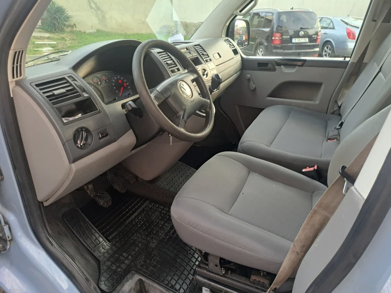 VW T5 1.9TDI, снимка 10 - Бусове и автобуси - 48168125