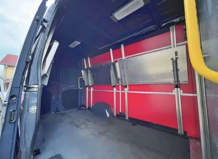 Mercedes-Benz Sprinter Автоматик| Hов бус\ 27 хил км - изображение 8