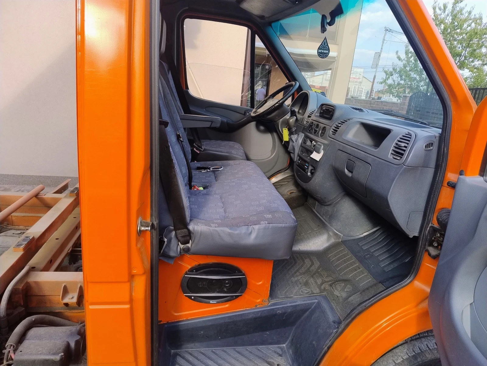 Mercedes-Benz Sprinter 311 2.2 CDI 110к.с - изображение 8