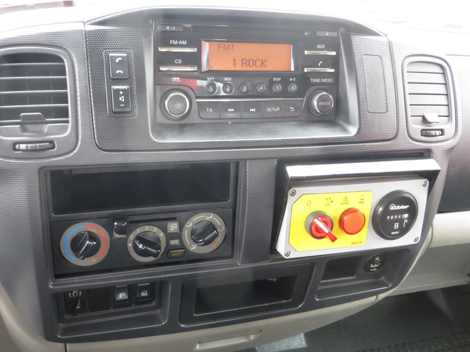 Nissan Capstar АВТОВИШКА 20m НАЛИЧНА НА ПАРКИНГ, снимка 11 - Бусове и автобуси - 54994090