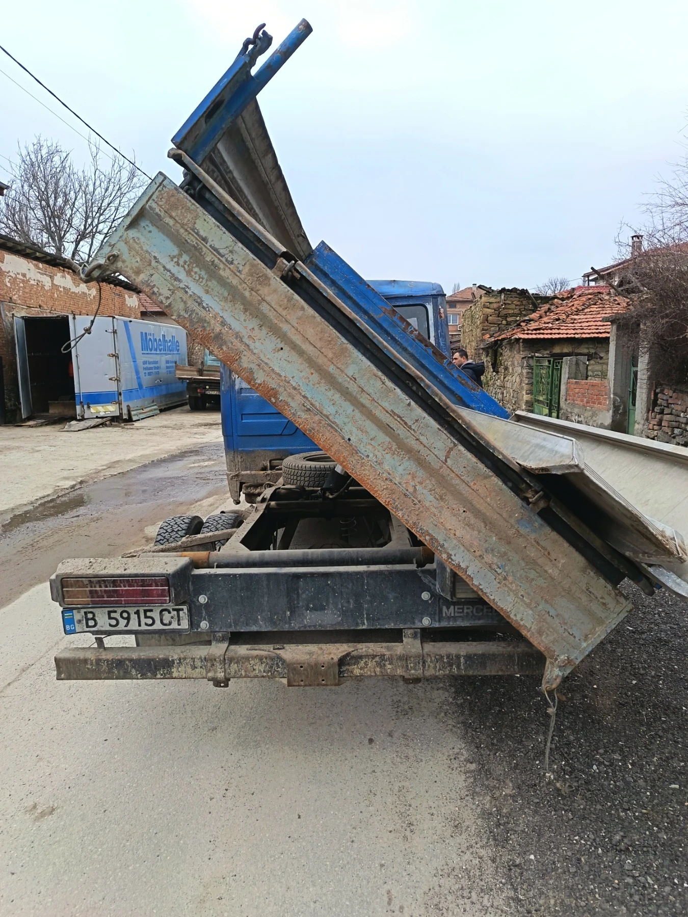 Mercedes-Benz 709  - изображение 3