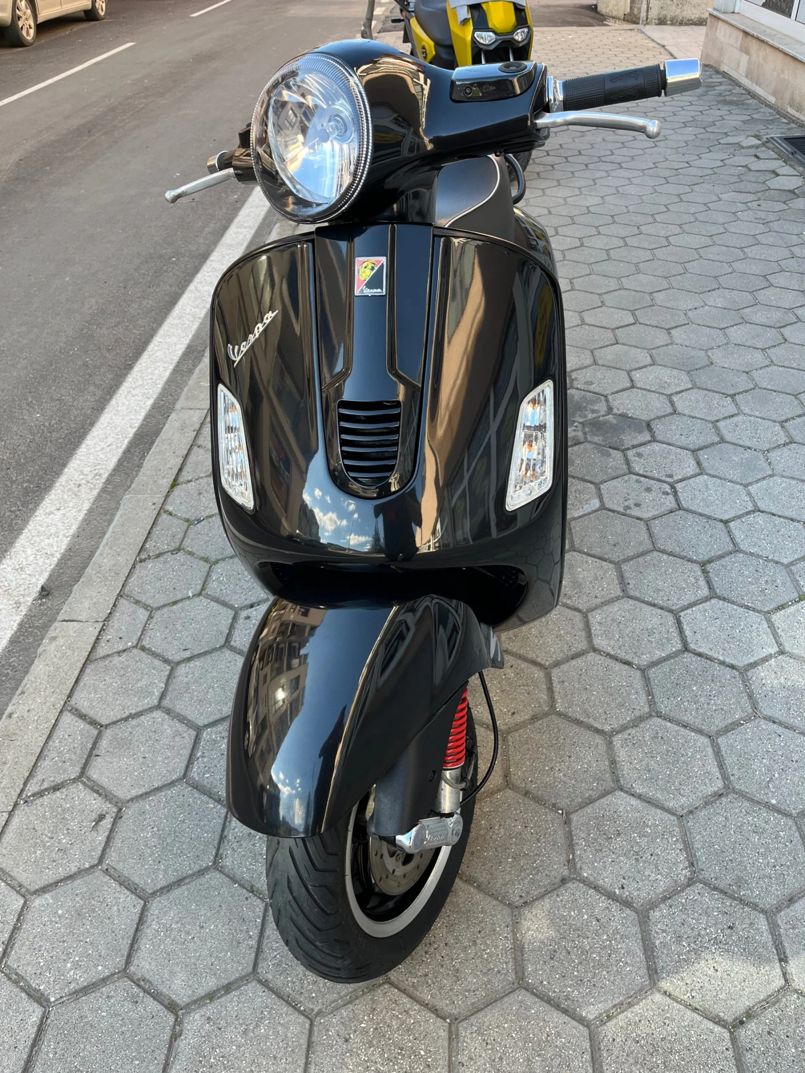 Vespa GTS 125 ie - изображение 7