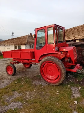 Трактор Т T16M- Самоходно шаси, снимка 2