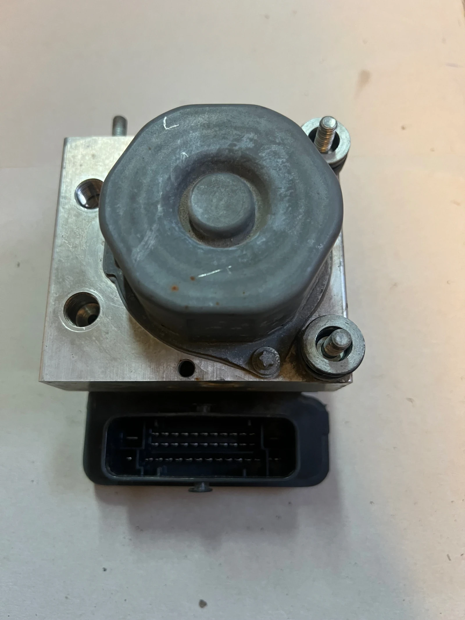 4670A738 ABS ����� MITSUBISHI SPACE STAR 0265956143 0265243048 | Mobile.bg � ����������� 3