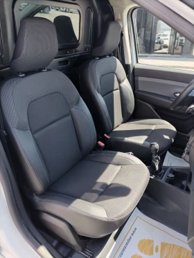 Renault Express 1.5 Blue dCi/75к.с., снимка 15