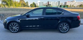 Skoda Octavia 2.0-TDI Laurin&Klement / История/Дистроник/Памет, снимка 4