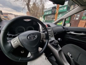 Toyota Auris D4D, снимка 10