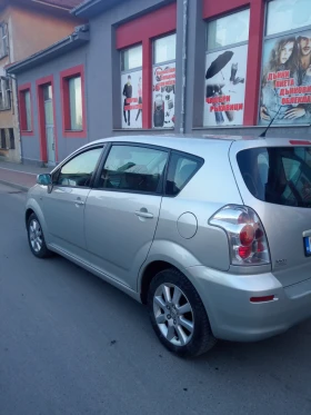 Toyota Corolla verso, снимка 7