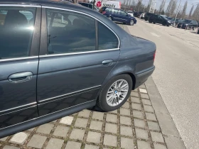     BMW 523   