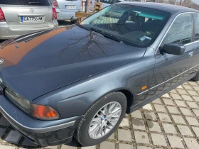     BMW 523   