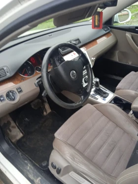 VW Passat - 3250 € / 6356.45 лв. - 69286897 5