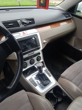 VW Passat - 3250 € / 6356.45 лв. - 69286897 4