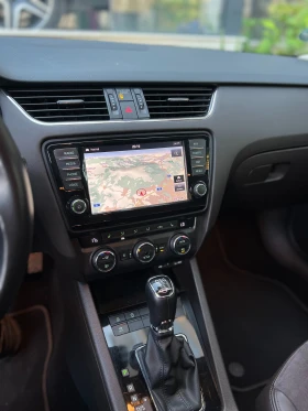 Skoda Octavia 2.0-TDI Laurin&Klement / История/Дистроник/Памет | Auto.bg — изображение 10
