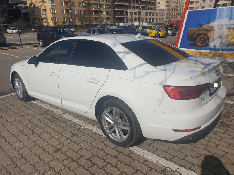 Audi A4 Carfax, снимка 4 - Автомобили и джипове - 45759386