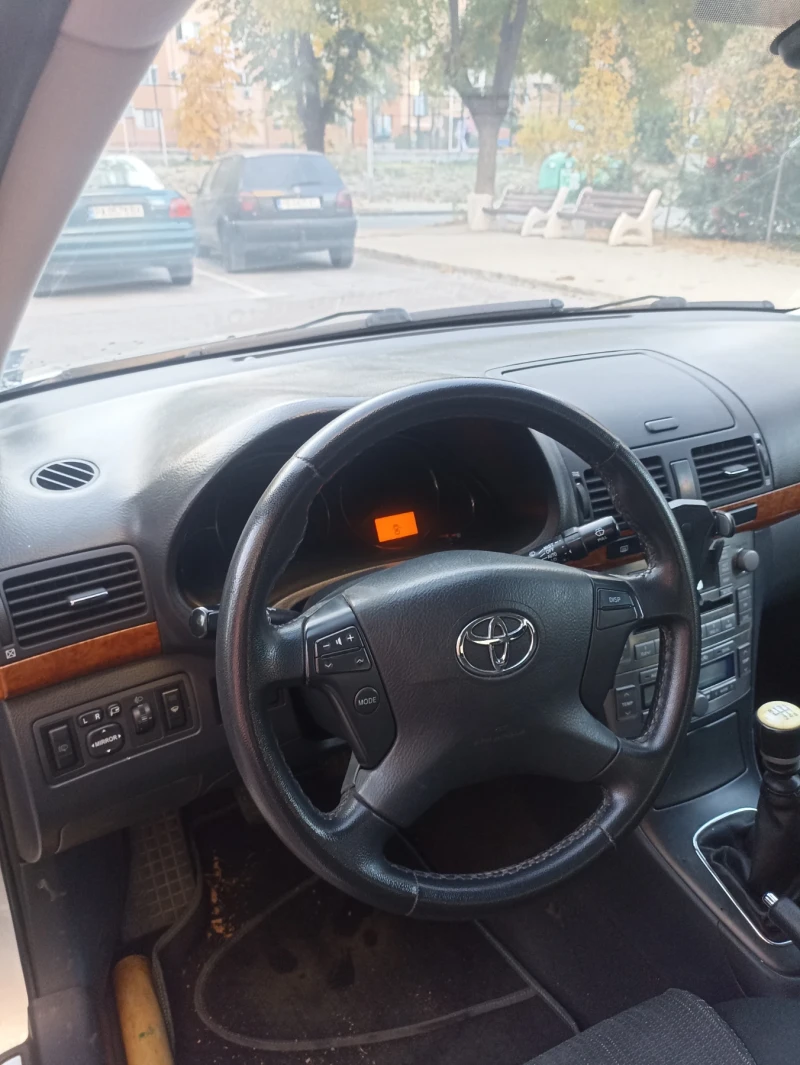 Toyota Avensis D4d 2.0  126, снимка 9 - Автомобили и джипове - 47807121