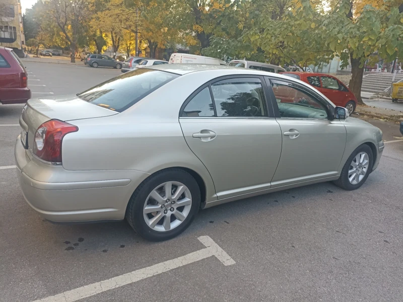 Toyota Avensis D4d 2.0  126, снимка 6 - Автомобили и джипове - 47807121