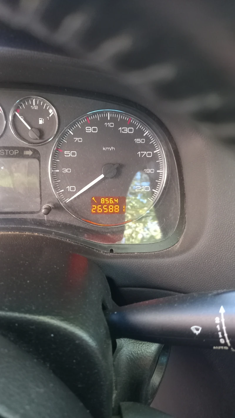 Peugeot 307 Комби, снимка 9 - Автомобили и джипове - 47861256