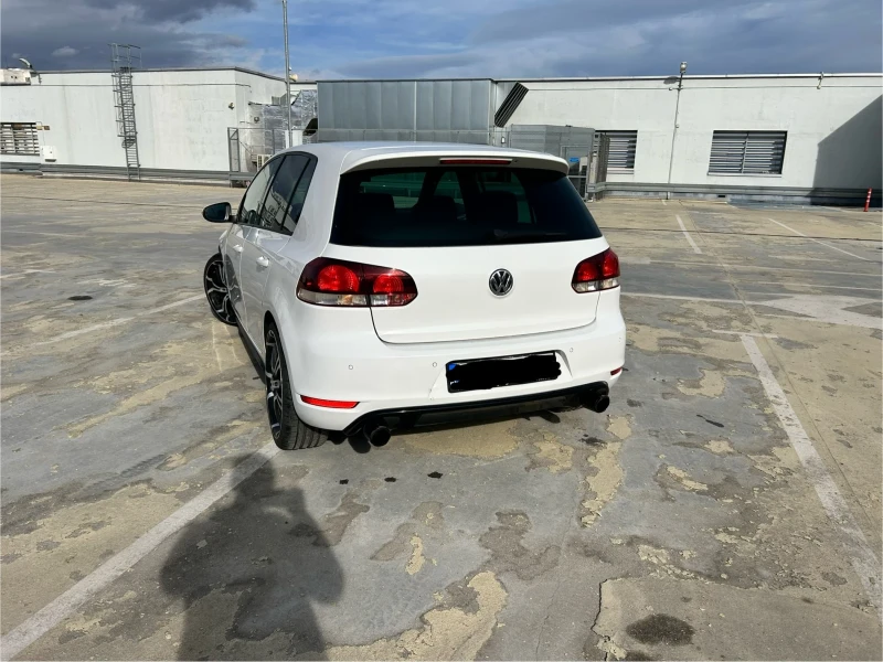 VW Golf Gti, снимка 3 - Автомобили и джипове - 48359941