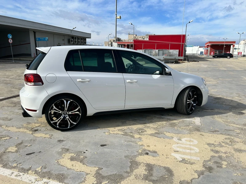 VW Golf Gti, снимка 5 - Автомобили и джипове - 48359941