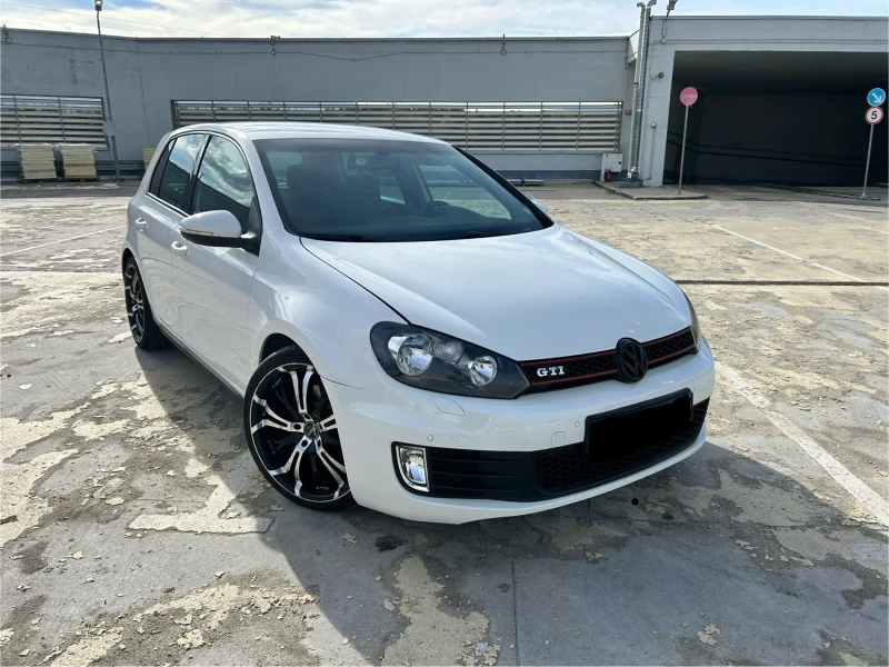 VW Golf Gti, снимка 6 - Автомобили и джипове - 48359941